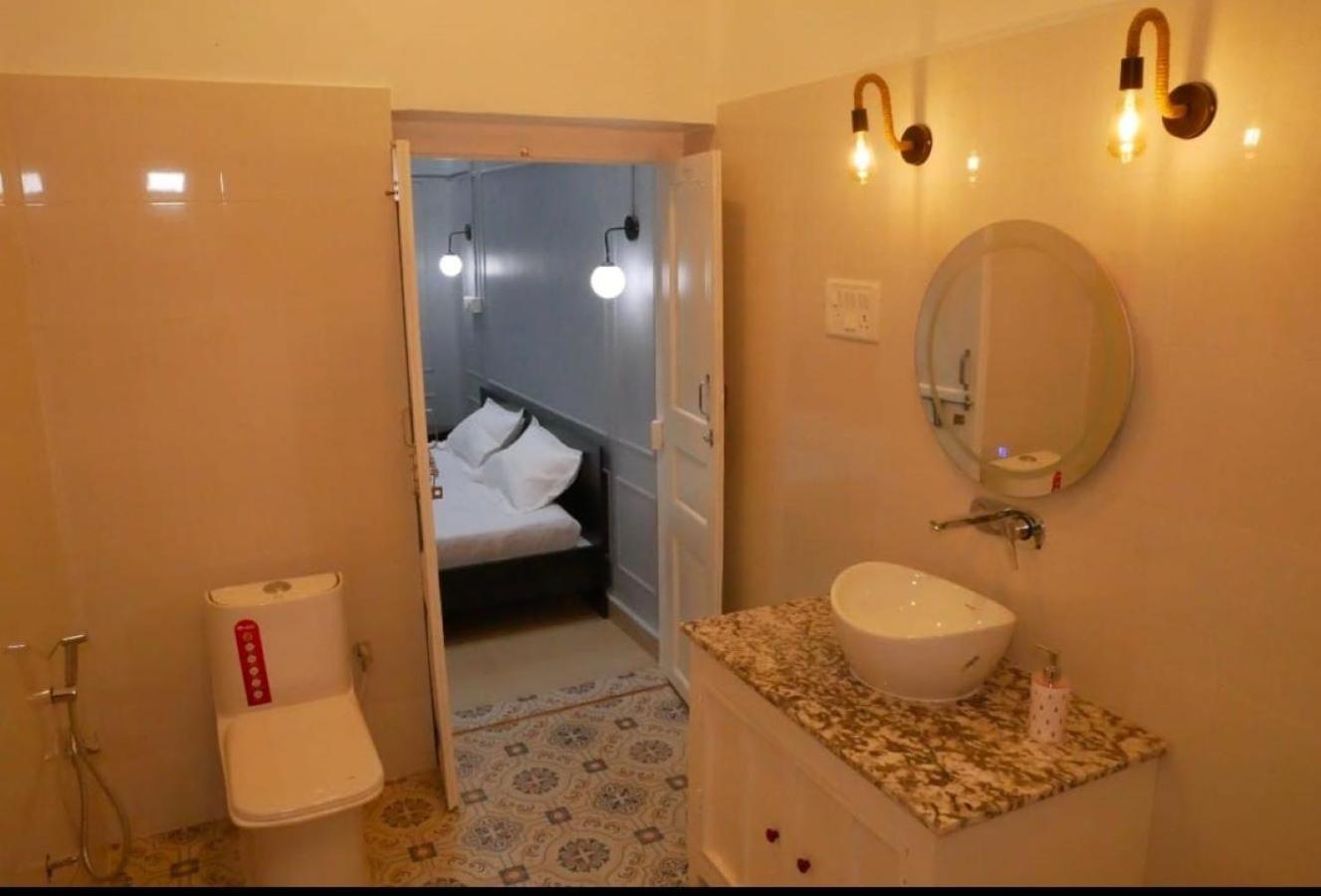 Janki Kunj Varanasi- 3 Room Home Bagian luar foto
