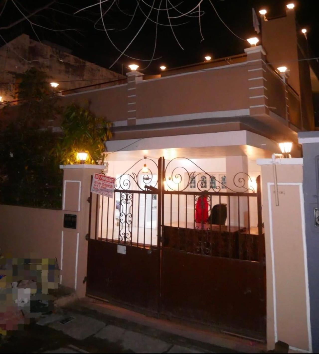 Janki Kunj Varanasi- 3 Room Home Bagian luar foto